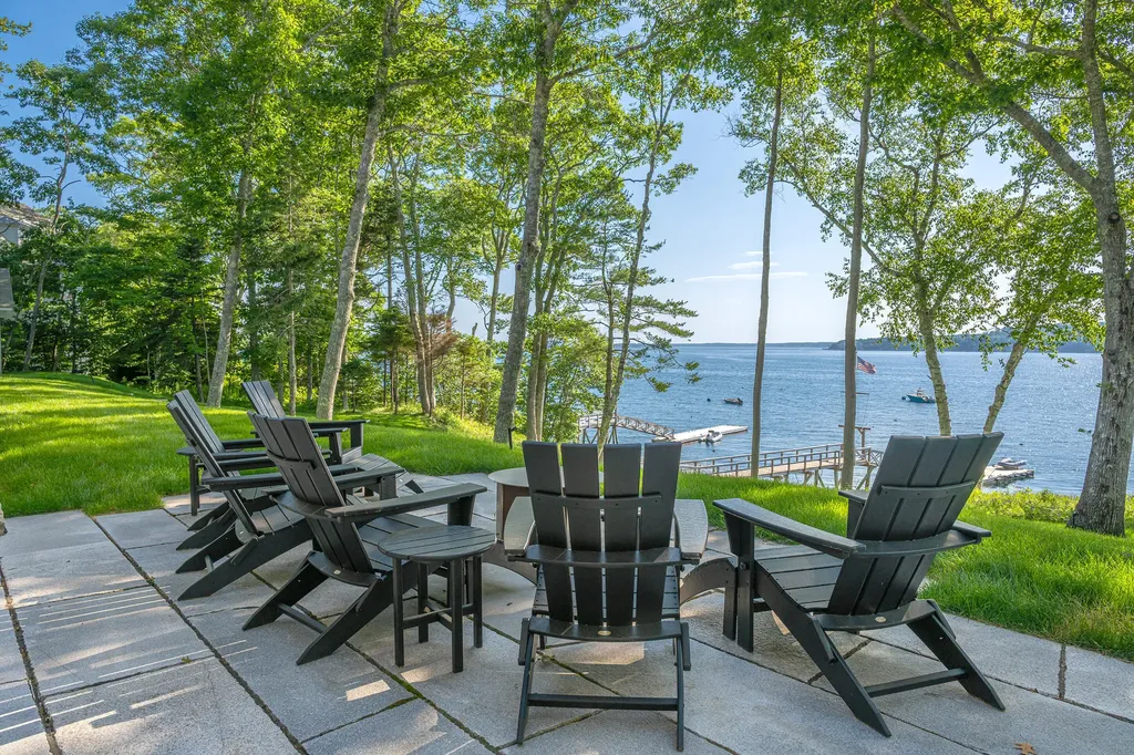 30 Edgewater Way Boothbay ME 04544