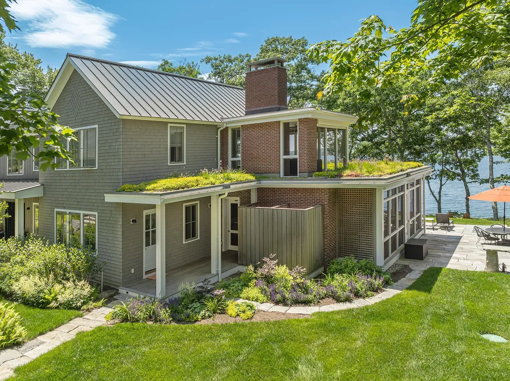 30 Edgewater Way Boothbay ME 04544