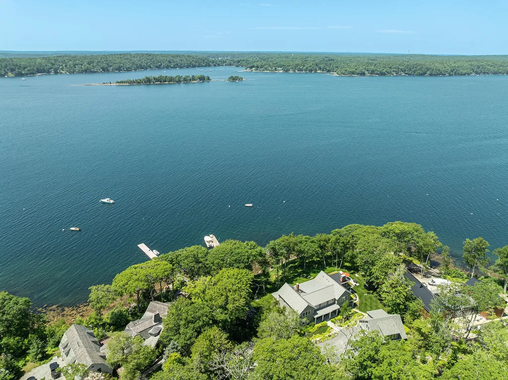 30 Edgewater Way Boothbay ME 04544