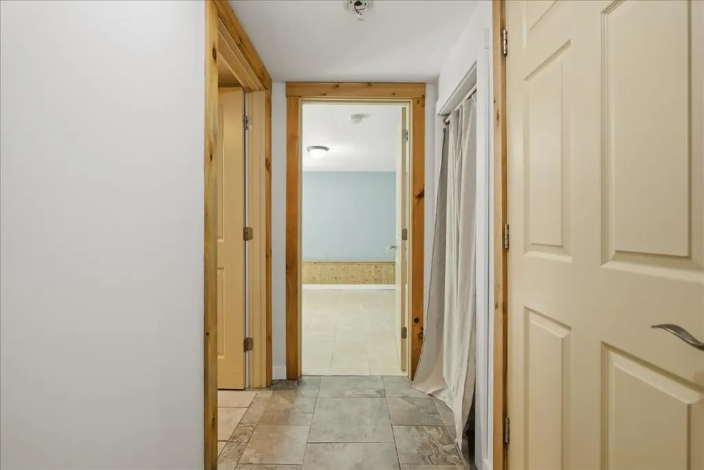 133 Bull Run Road Wales ME 04280