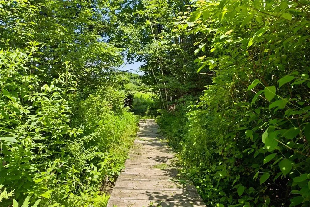 133 Bull Run Road Wales ME 04280