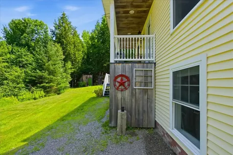 133 Bull Run Road Wales ME 04280
