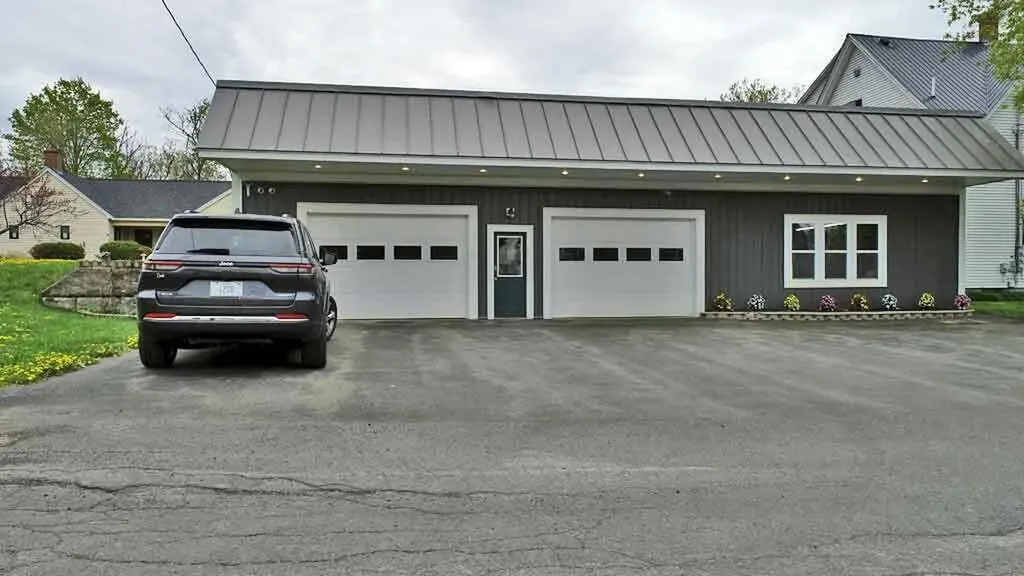 23 Mill Street Houlton ME 04730