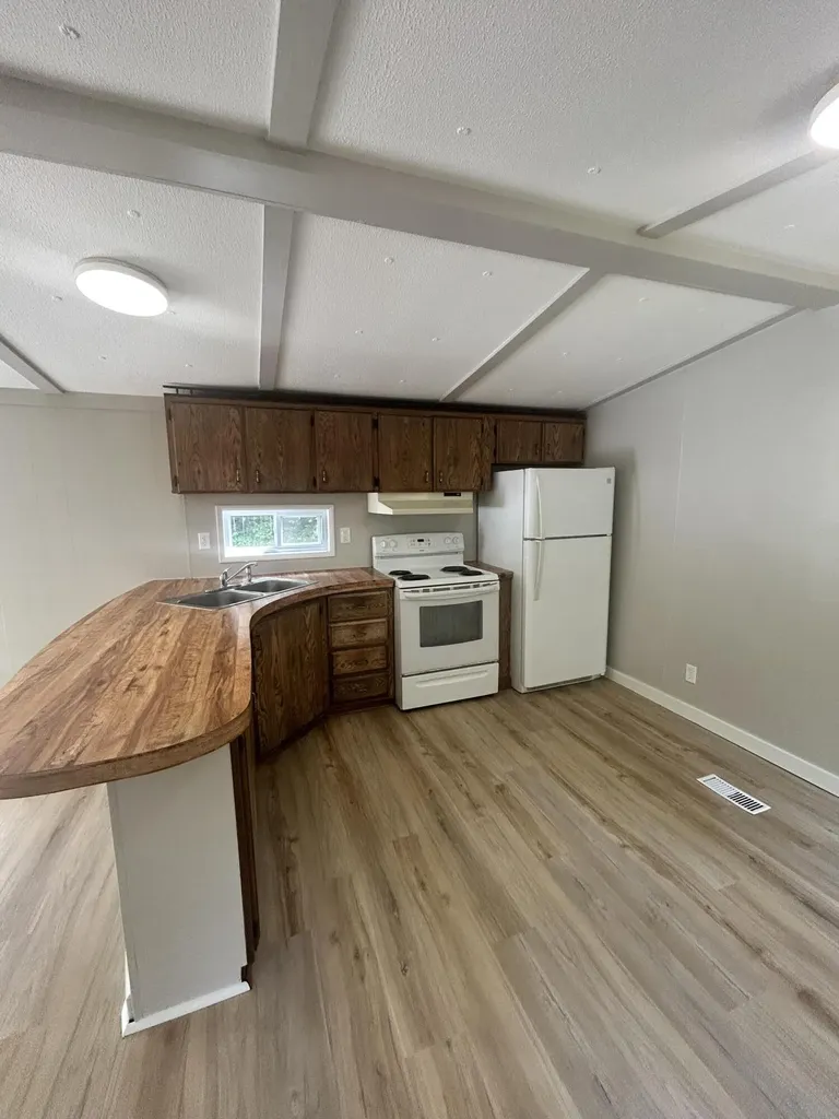 267 E Newport Road Stetson ME 04488