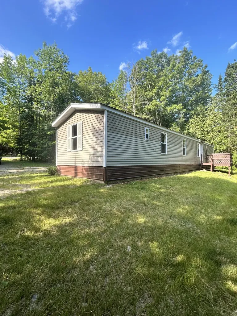 267 E Newport Road Stetson ME 04488