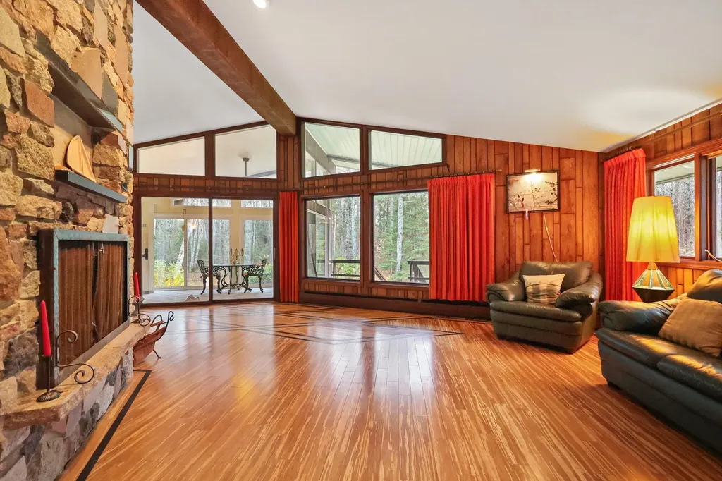 275 Kennebec Road Hampden ME 04444