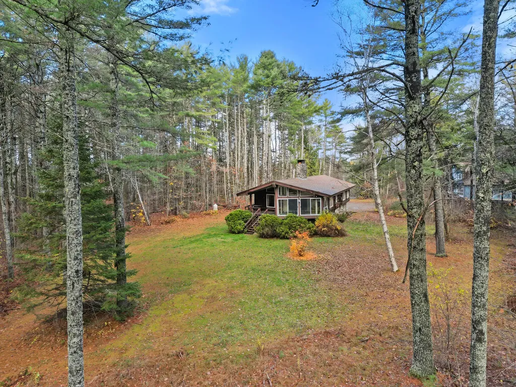 275 Kennebec Road Hampden ME 04444