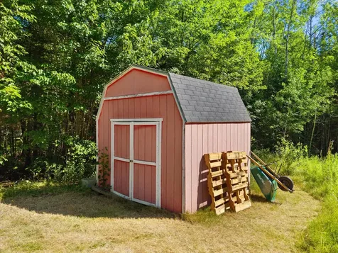 98 Poplar Road Glenburn ME 04401