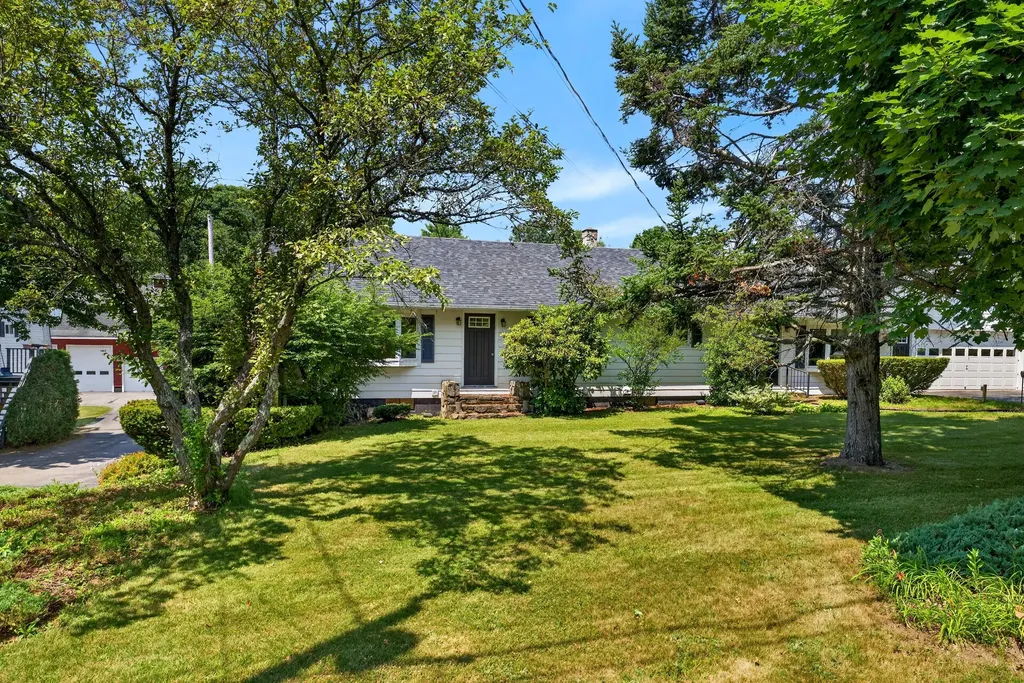 147-151 Dirigo Road China ME 04358