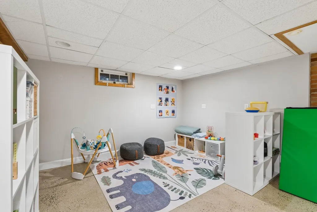 83 Noyes Street Portland ME 04103