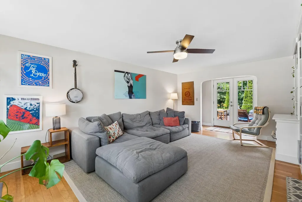 83 Noyes Street Portland ME 04103