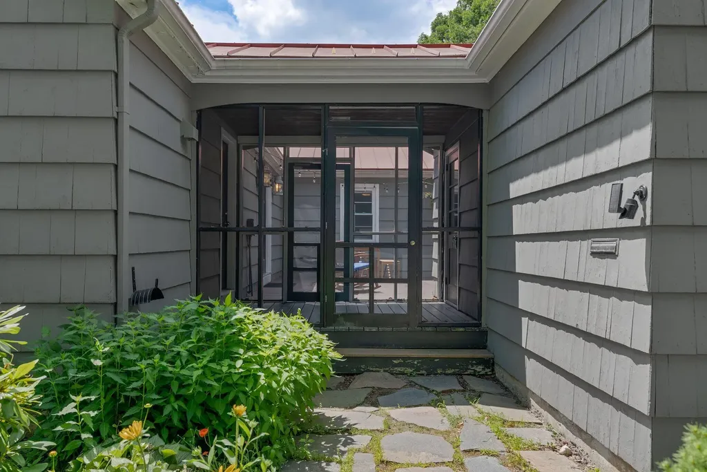 83 Noyes Street Portland ME 04103