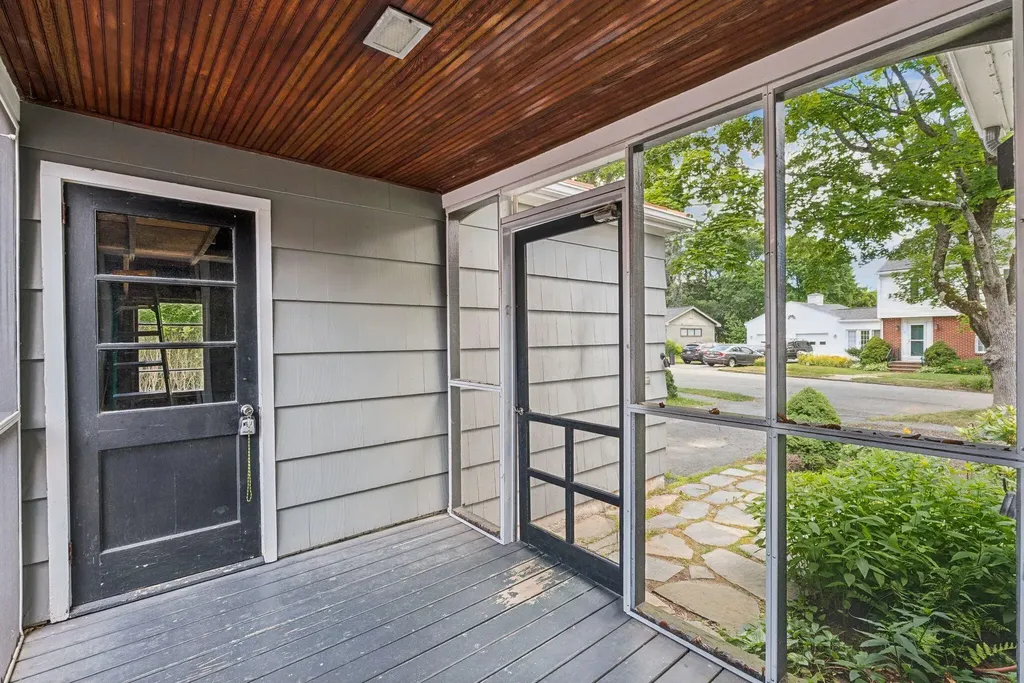 83 Noyes Street Portland ME 04103