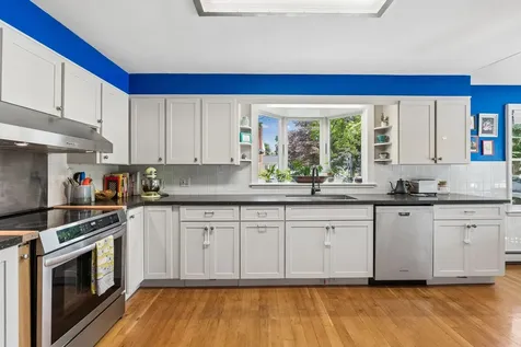 83 Noyes Street Portland ME 04103