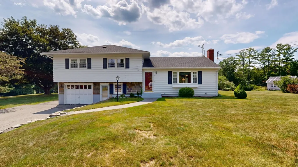 8 Fahi Pond Road Anson ME 04958