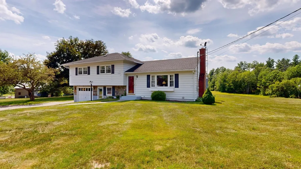 8 Fahi Pond Road Anson ME 04958