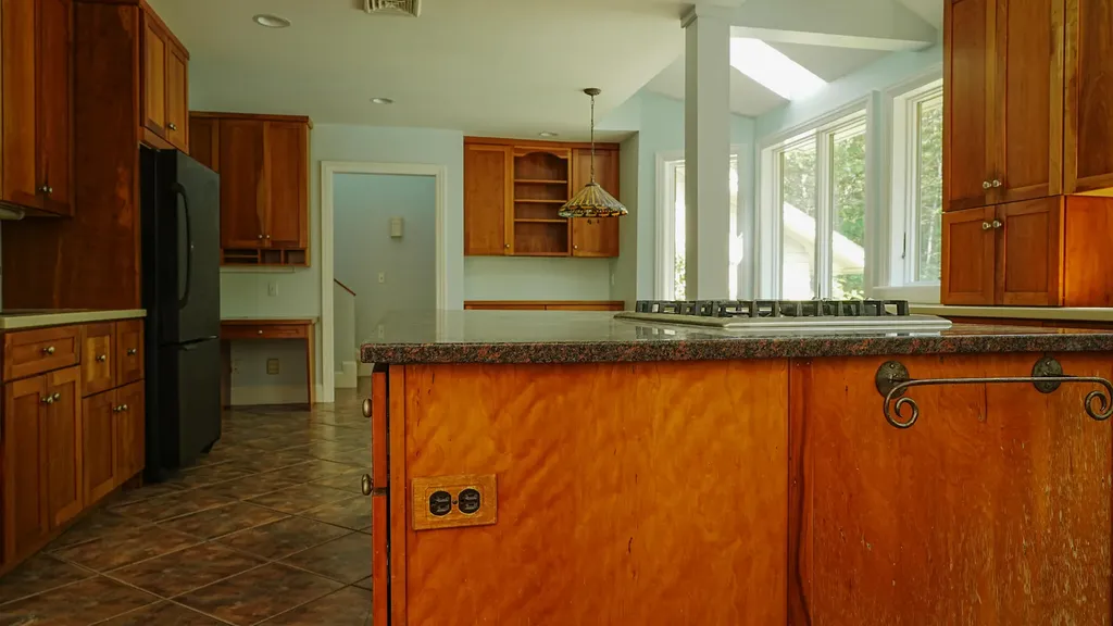 18 Channel View Road Cape Elizabeth ME 04107