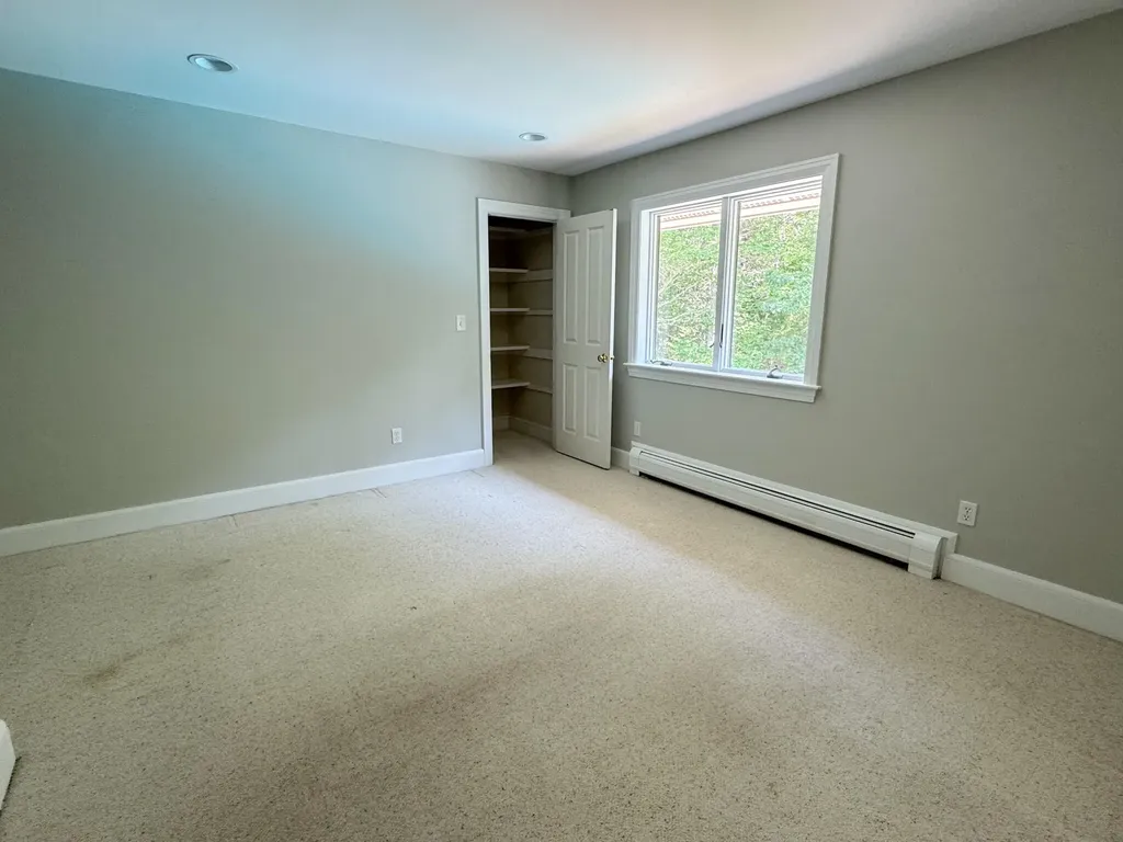 18 Channel View Road Cape Elizabeth ME 04107