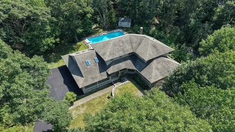18 Channel View Road Cape Elizabeth ME 04107