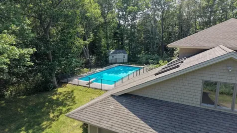 18 Channel View Road Cape Elizabeth ME 04107