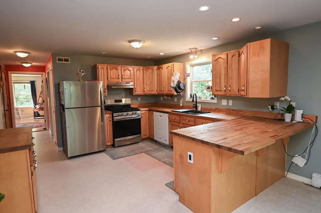 4 Turkey Hill Way Ellsworth ME 04605