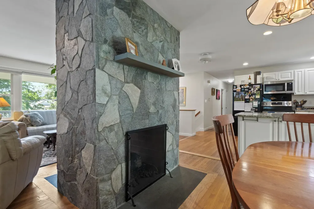2 Wabun Road Cape Elizabeth ME 04107
