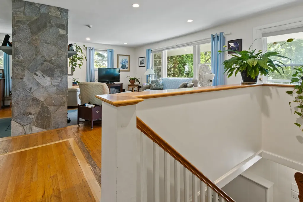 2 Wabun Road Cape Elizabeth ME 04107