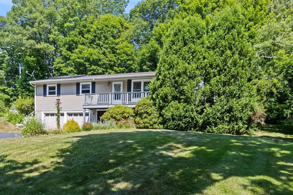 2 Wabun Road Cape Elizabeth ME 04107