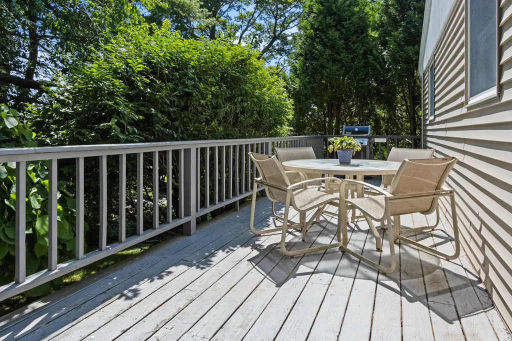 2 Wabun Road Cape Elizabeth ME 04107