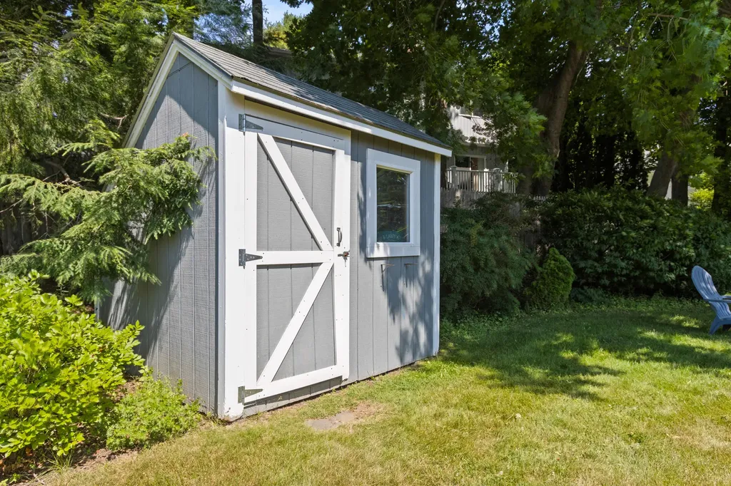 2 Wabun Road Cape Elizabeth ME 04107