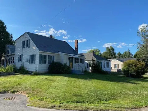 23 17TH Street Bangor ME 04401