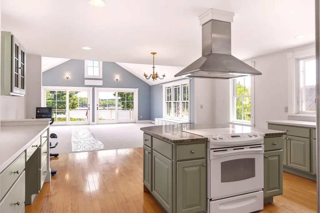 300 Front Street Bath ME 04530