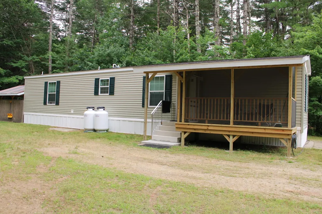 15 Aj Drive Norridgewock ME 04957