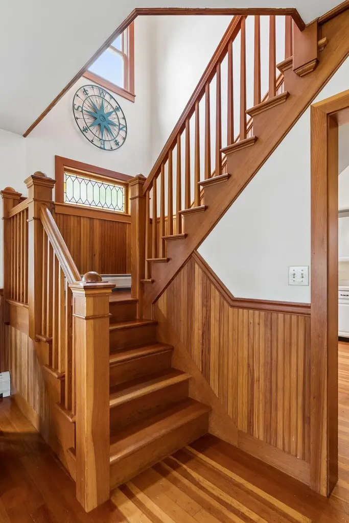 137 Island Avenue Long Island ME 04050