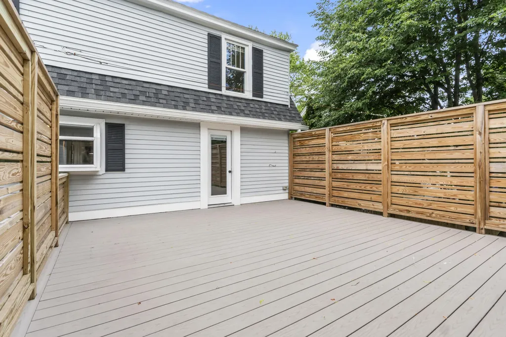 546 Ocean Street South Portland ME 04106