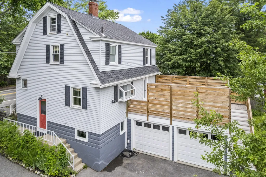 546 Ocean Street South Portland ME 04106