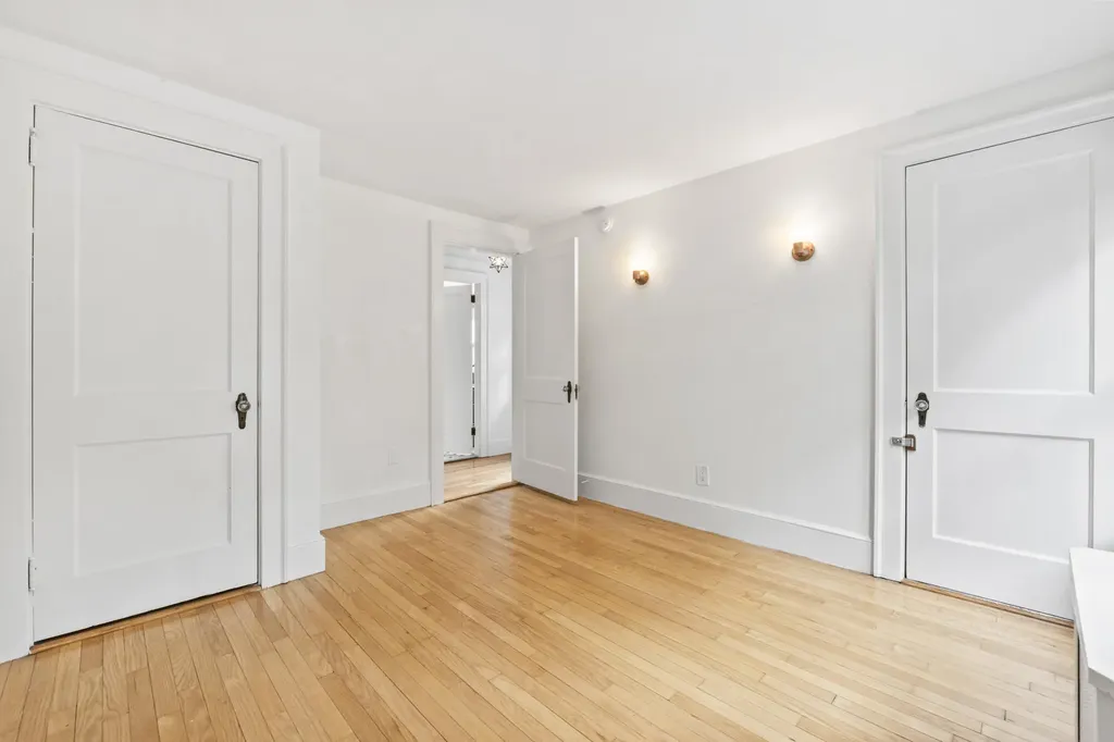 546 Ocean Street South Portland ME 04106
