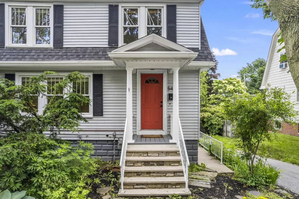 546 Ocean Street South Portland ME 04106