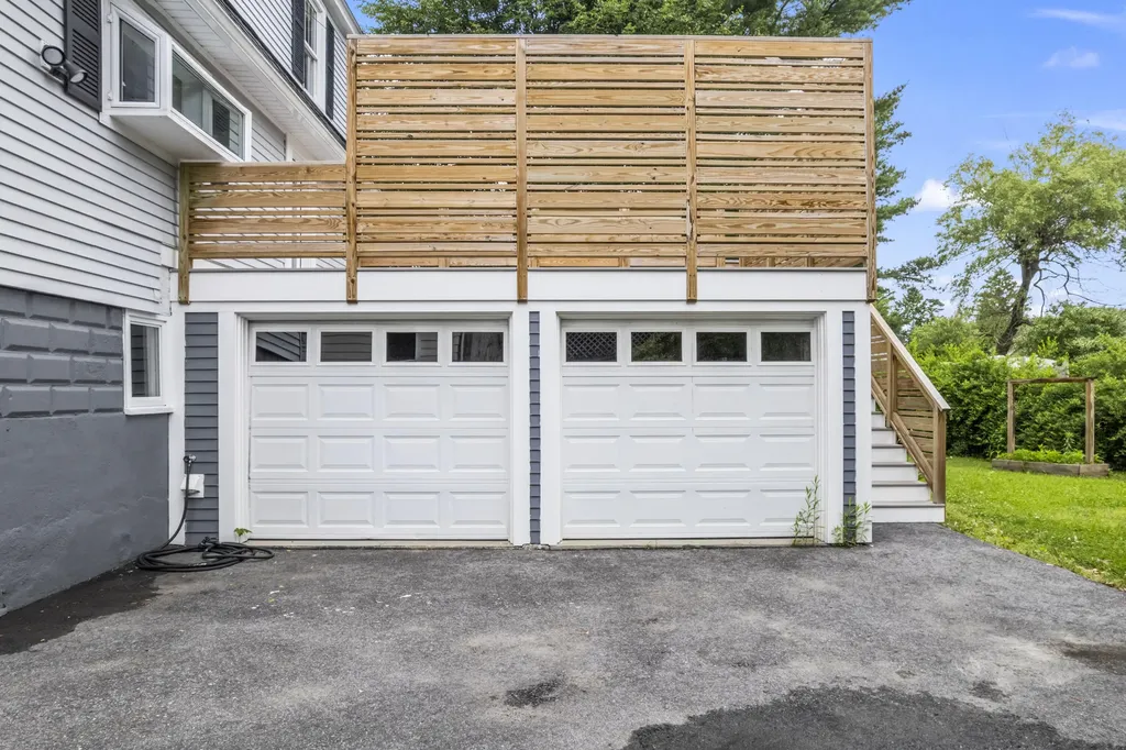546 Ocean Street South Portland ME 04106