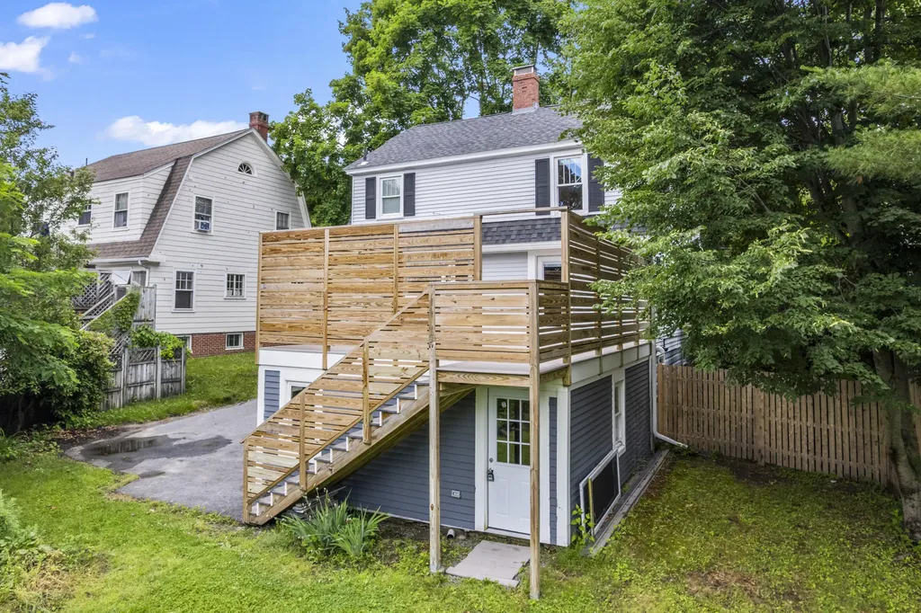 546 Ocean Street South Portland ME 04106
