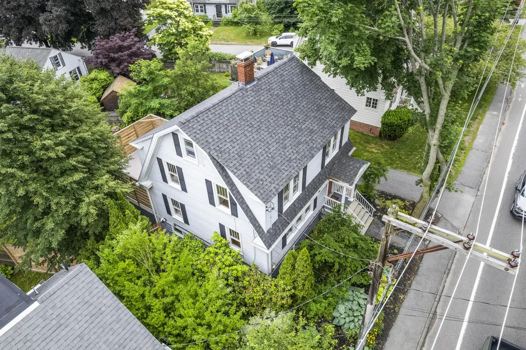 546 Ocean Street South Portland ME 04106