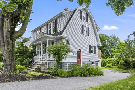 546 Ocean Street South Portland ME 04106