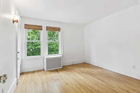 546 Ocean Street South Portland ME 04106