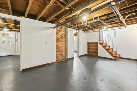546 Ocean Street South Portland ME 04106