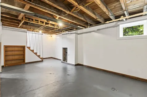 546 Ocean Street South Portland ME 04106