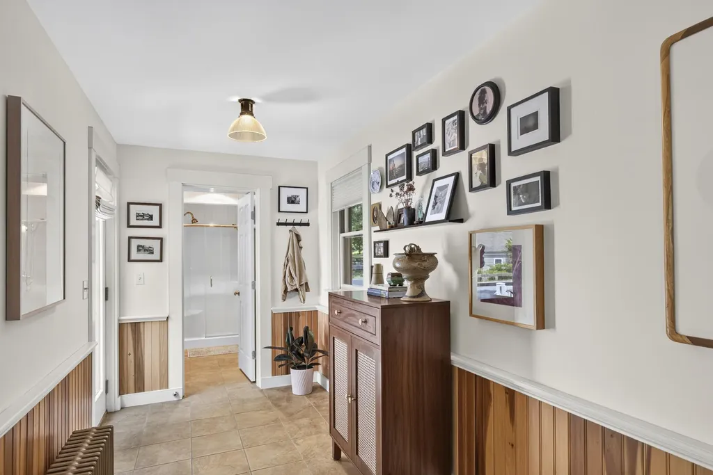 13 Upper Round Pond Road Bristol ME 04539