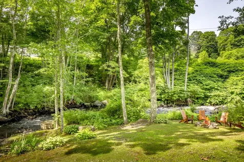 13 Upper Round Pond Road Bristol ME 04539