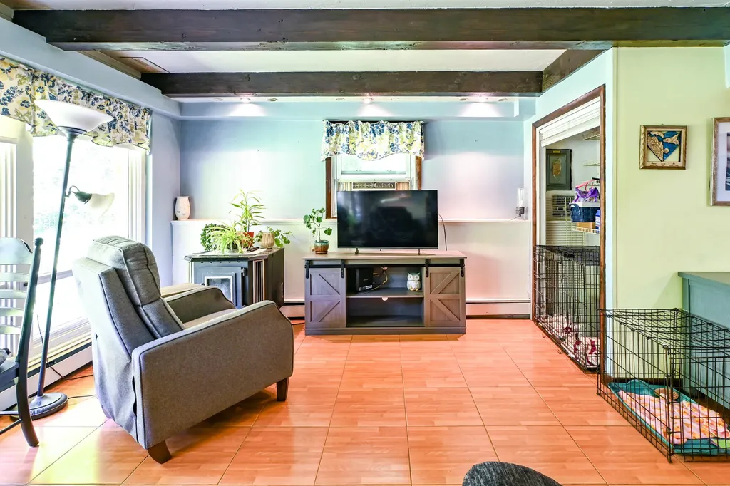 14 Pope Road Windham ME 04062