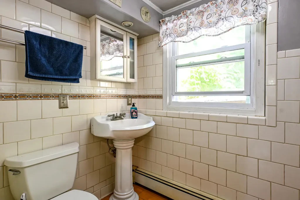 14 Pope Road Windham ME 04062