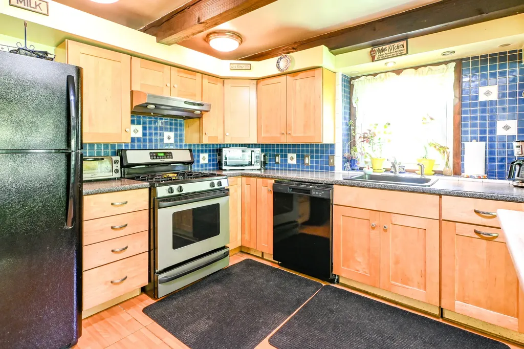 14 Pope Road Windham ME 04062